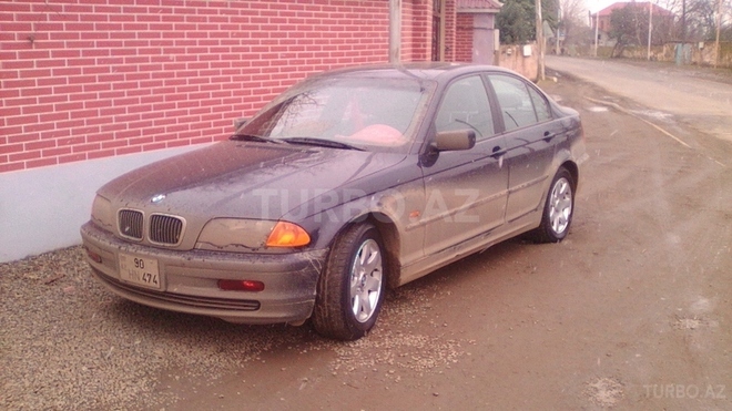 BMW 325 2000, 165,000 km - 0.3 l - Astara