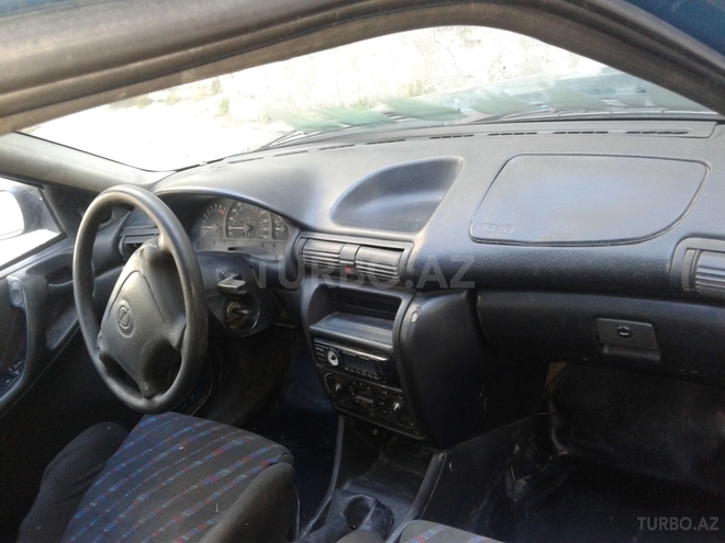 Opel Astra 1994, 250,000 km - 1.4 l - Sumqayıt