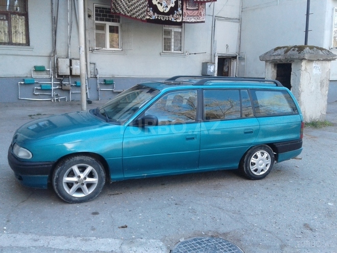 Opel Astra 1994, 250,000 km - 1.4 l - Sumqayıt