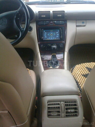 Mercedes C 200 2004, 255,000 km - 2.0 l - Bakı