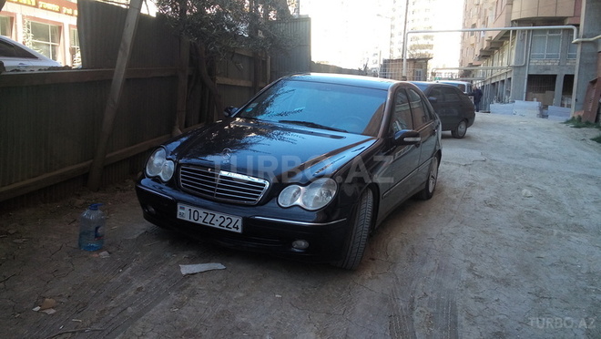 Mercedes C 230 2003, 225,000 km - 1.8 l - Bakı