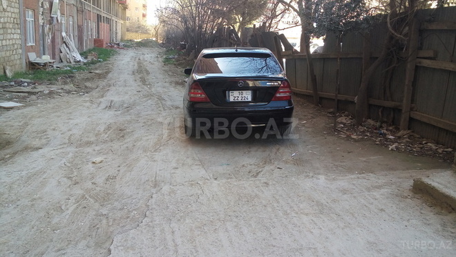 Mercedes C 230 2003, 225,000 km - 1.8 l - Bakı