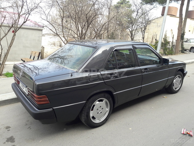 Mercedes A 190 1991, 325,142 km - 1.8 l - Bakı