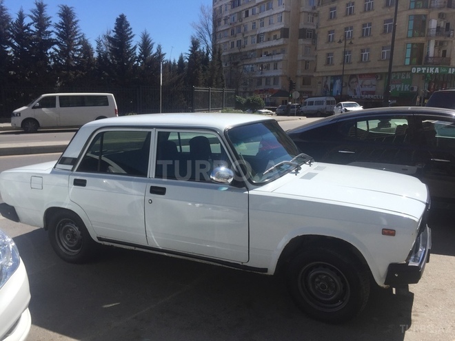LADA (VAZ) 2107 2005, 100,000 km - 1.6 l - Bakı
