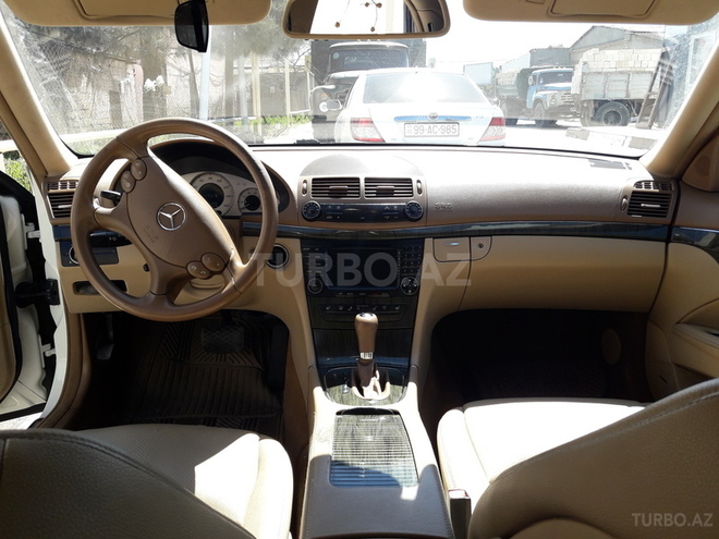 Mercedes E 350 2008, 168,000 km - 3.5 l - Bakı