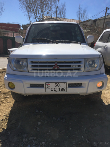 Mitsubishi Pajero io 1999, 139,652 km - 1.8 л - Sumqayıt