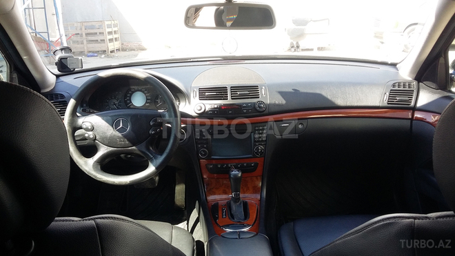 Mercedes E 220 2008, 213,000 km - 2.2 l - Bakı