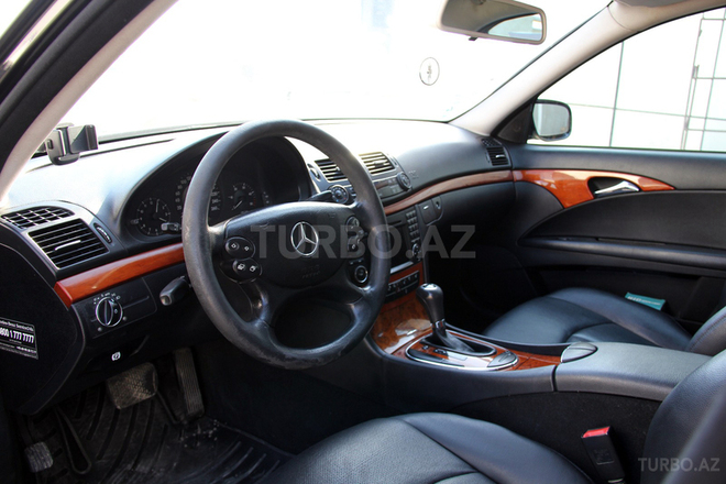 Mercedes E 220 2008, 213,000 km - 2.2 l - Bakı
