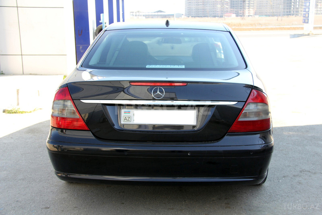 Mercedes E 220 2008, 213,000 km - 2.2 l - Bakı