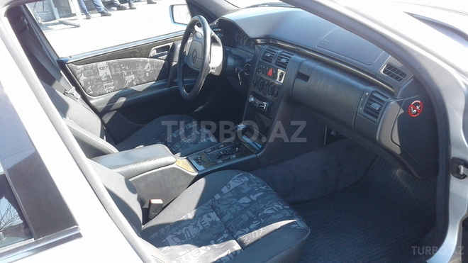 Mercedes E 200 1997, 183,184 km - 2.0 l - Bakı