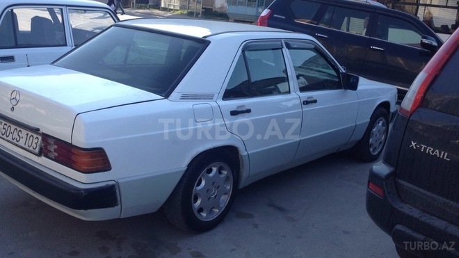 Mercedes 190 1990, 355,214 km - 1.8 l - Bakı