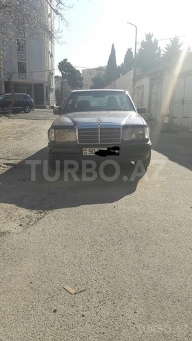 Mercedes E 250 1991, 2,230 km - 0.3 l - Bakı