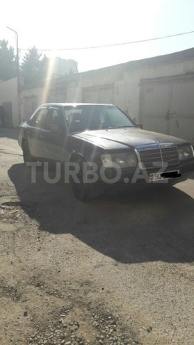 Mercedes E 250 1991, 2,230 km - 0.3 l - Bakı
