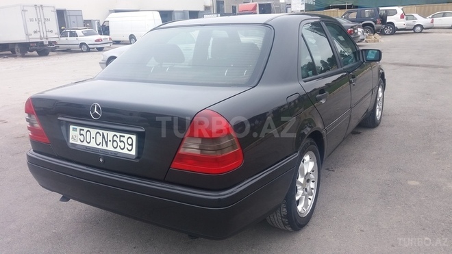 Mercedes C 180 1996, 242,000 km - 1.8 л - Bakı