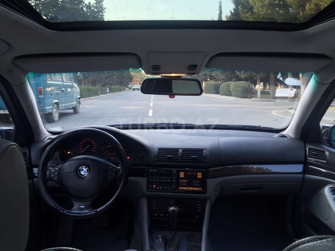 BMW 528 1999, 320,000 km - 2.8 l - Sumqayıt