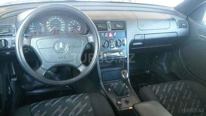 Mercedes C 180 1999, 228,000 km - 1.8 l - Gəncə