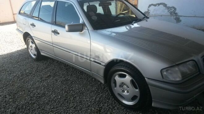 Mercedes C 180 1999, 228,000 km - 1.8 l - Gəncə