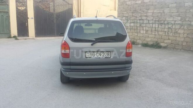 Opel Zafira 2001, 255,000 km - 2.2 l - Bakı