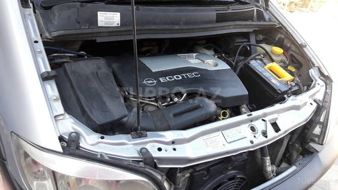 Opel Zafira 2001, 255,000 km - 2.2 l - Bakı