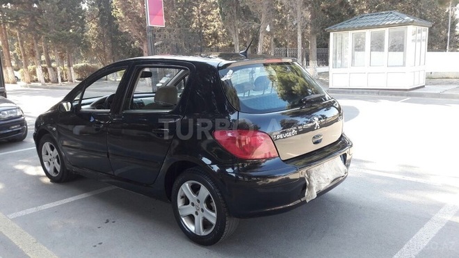 Peugeot 307 2004, 225,000 km - 2.0 l - Bakı