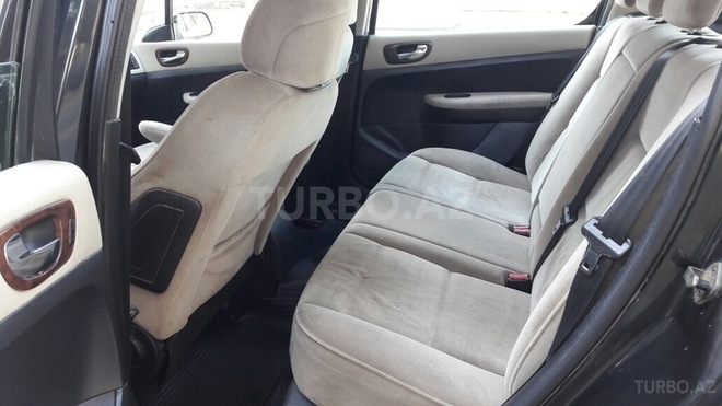 Peugeot 307 2004, 225,000 km - 2.0 l - Bakı