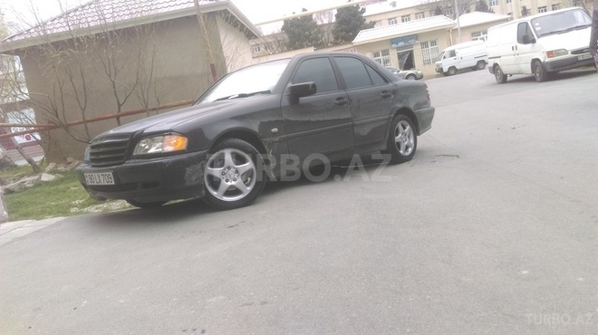Mercedes C 200 1999, 150,058 km - 2.0 л - Bakı