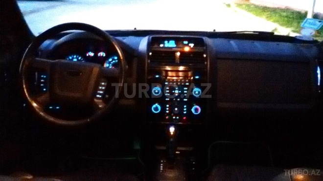 Ford Escape 2011, 35,401 km - 3.0 l - Bakı