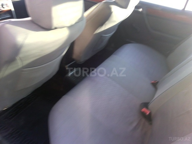 Mercedes E 200 1993, 345,000 km - 2.0 l - Bakı