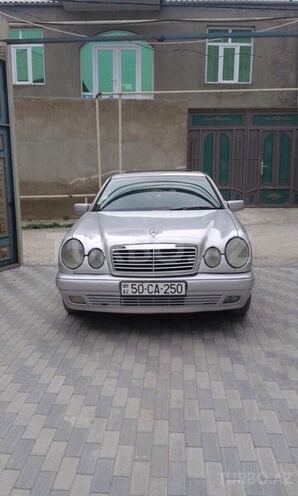 Mercedes E 240 1998, 262,000 km - 2.4 l - Bakı