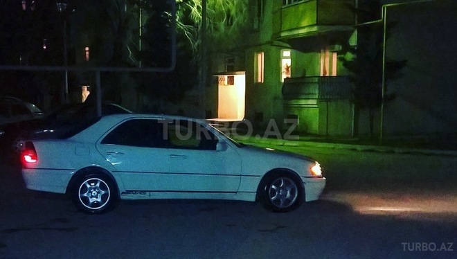 Mercedes C 280 1998, 165,000 km - 0.3 l - Bakı