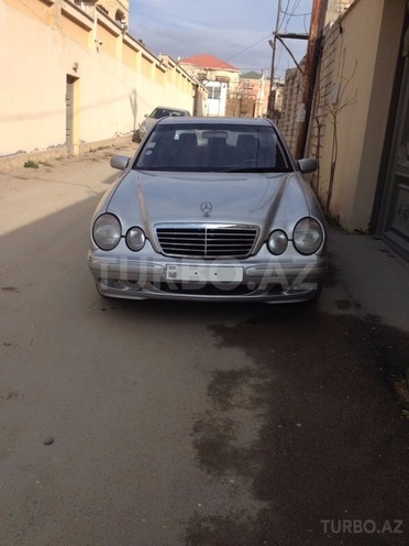 Mercedes E 320 2000, 366,000 km - 3.2 л - Bakı