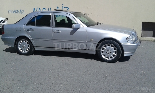 Mercedes C 240 1999, 222,061 km - 2.4 л - Bakı