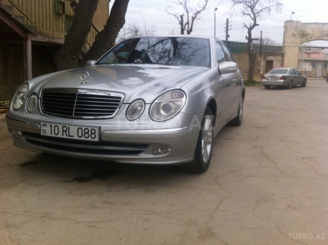 Mercedes E 320 2002, 300,000 km - 3.2 л - Bakı