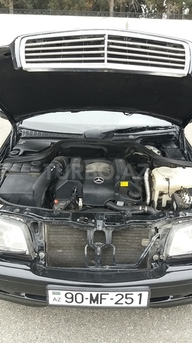 Mercedes C 240 2000, 239,230 km - 2.4 l - Sumqayıt