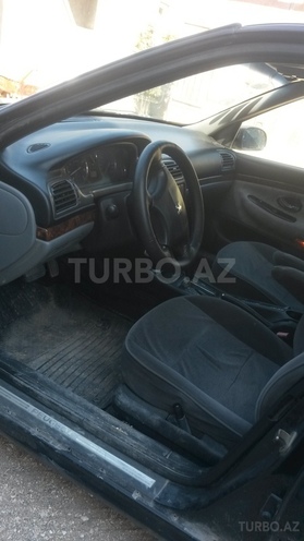 Peugeot 406 2003, 174,000 km - 2.0 l - Bakı