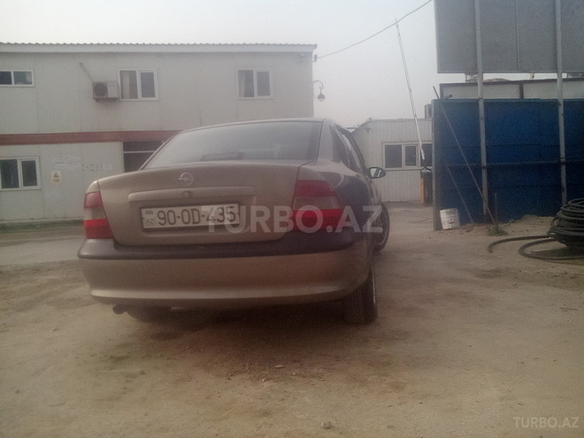Opel Vectra 1997, 450,000 km - 1.8 л - Bakı