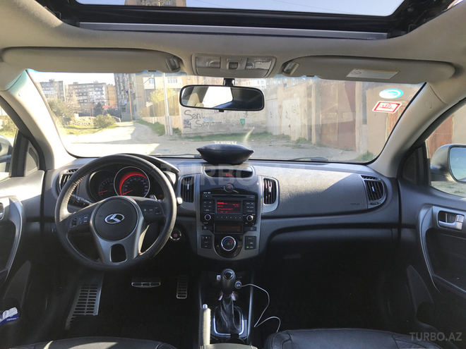 Kia Cerato Koup 2010, 115,000 km - 2.0 л - Bakı