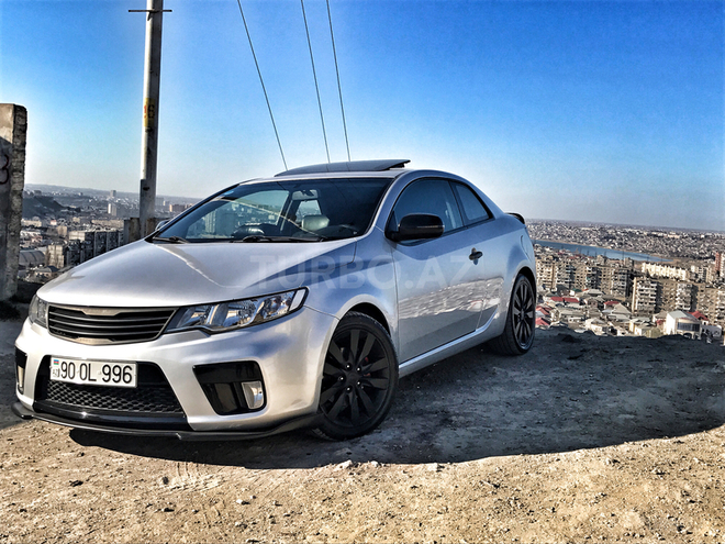 Kia Cerato Koup 2010, 115,000 km - 2.0 л - Bakı