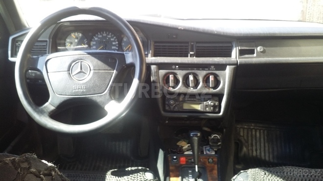 Mercedes 190 1993, 49,000 km - 2.0 l - Bakı