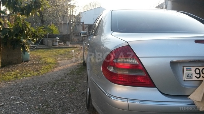 Mercedes E 220 2003, 269,000 km - 2.2 l - Lənkəran