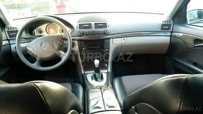 Mercedes E 220 2003, 269,000 km - 2.2 l - Lənkəran