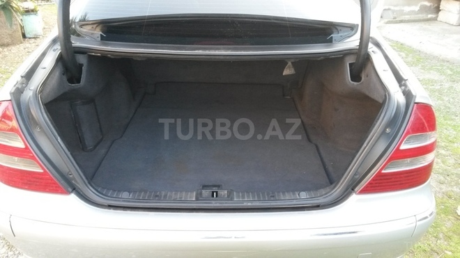 Mercedes E 220 2003, 269,000 km - 2.2 l - Lənkəran