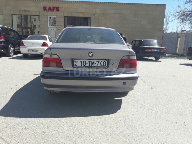 BMW 535 2000, 120,000 km - 3.5 л - Sumqayıt