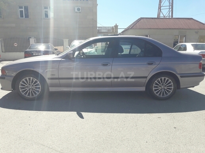 BMW 535 2000, 120,000 km - 3.5 л - Sumqayıt