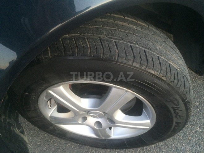 Mercedes E 220 2000, 260,000 km - 2.2 l - Bakı