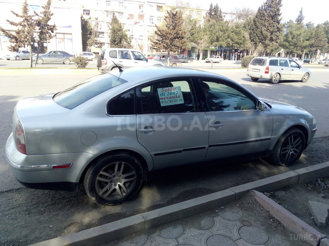 Volkswagen Passat 2002, 230,000 km - 1.8 л - Bakı