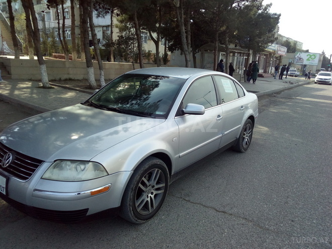 Volkswagen Passat 2002, 230,000 km - 1.8 л - Bakı