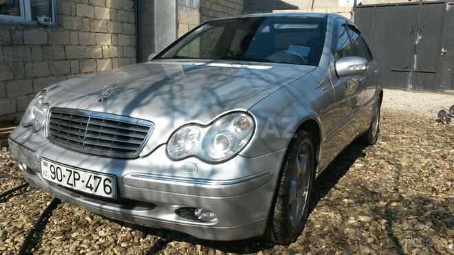 Mercedes C 200 2003, 187,000 km - 0.2 л - Sumqayıt
