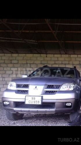 Mitsubishi Outlander 2004, 10,000 km - 2.4 л - Bakı