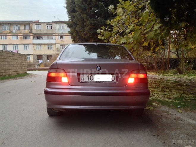 BMW 535 2000, 120,000 km - 3.5 л - Sumqayıt